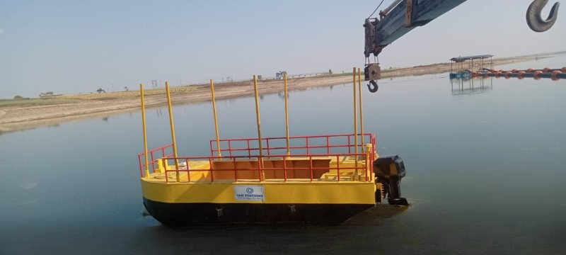 Service Boats