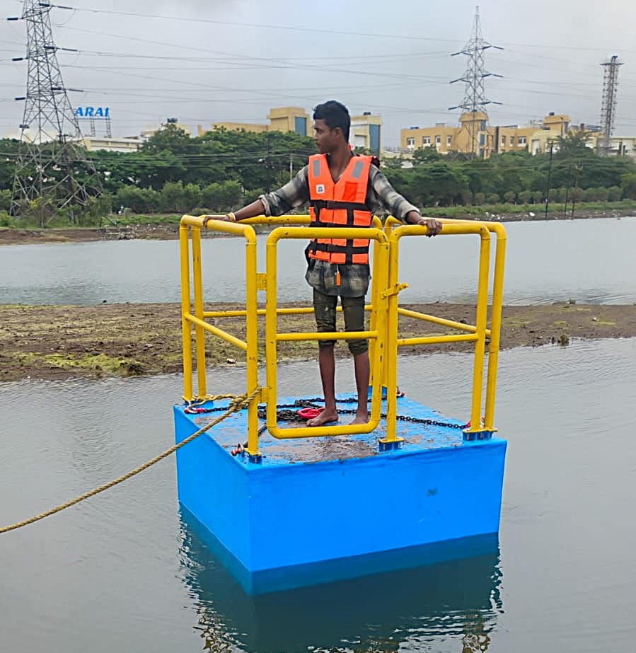 Service Pontoons